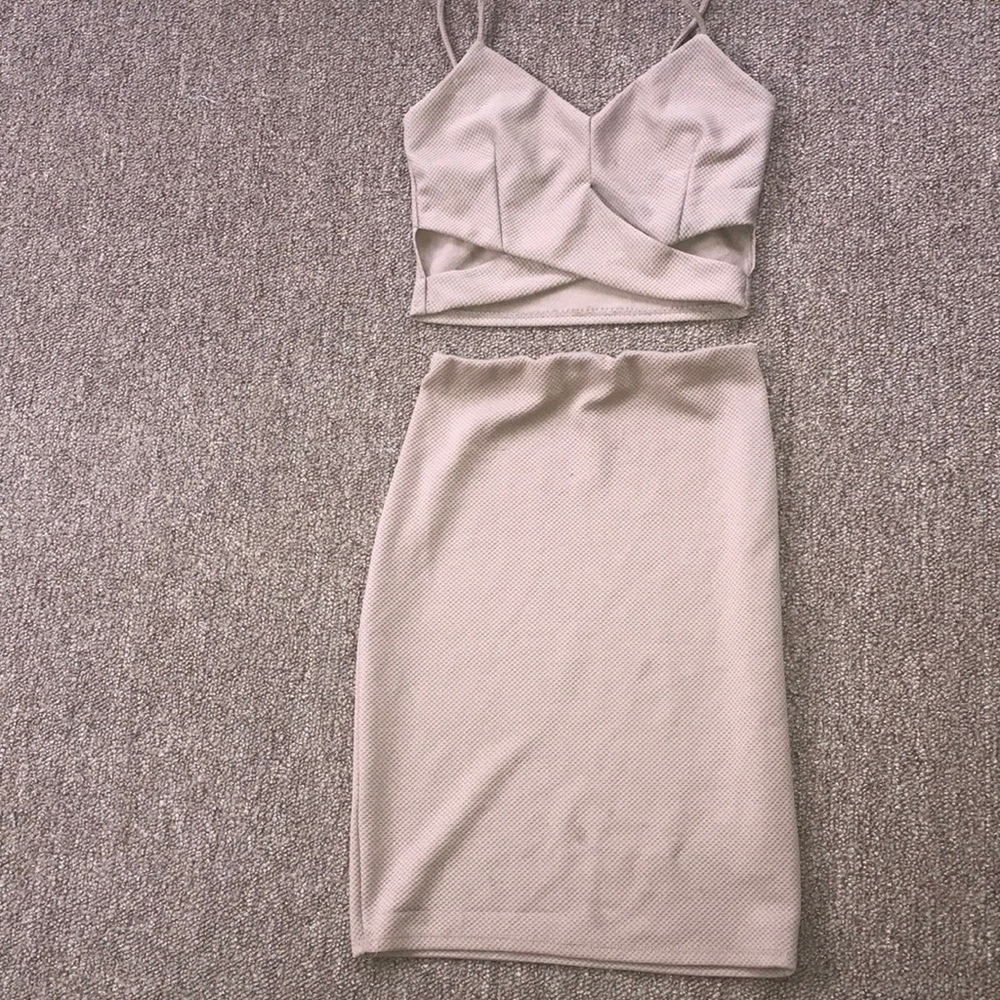 2 piece set